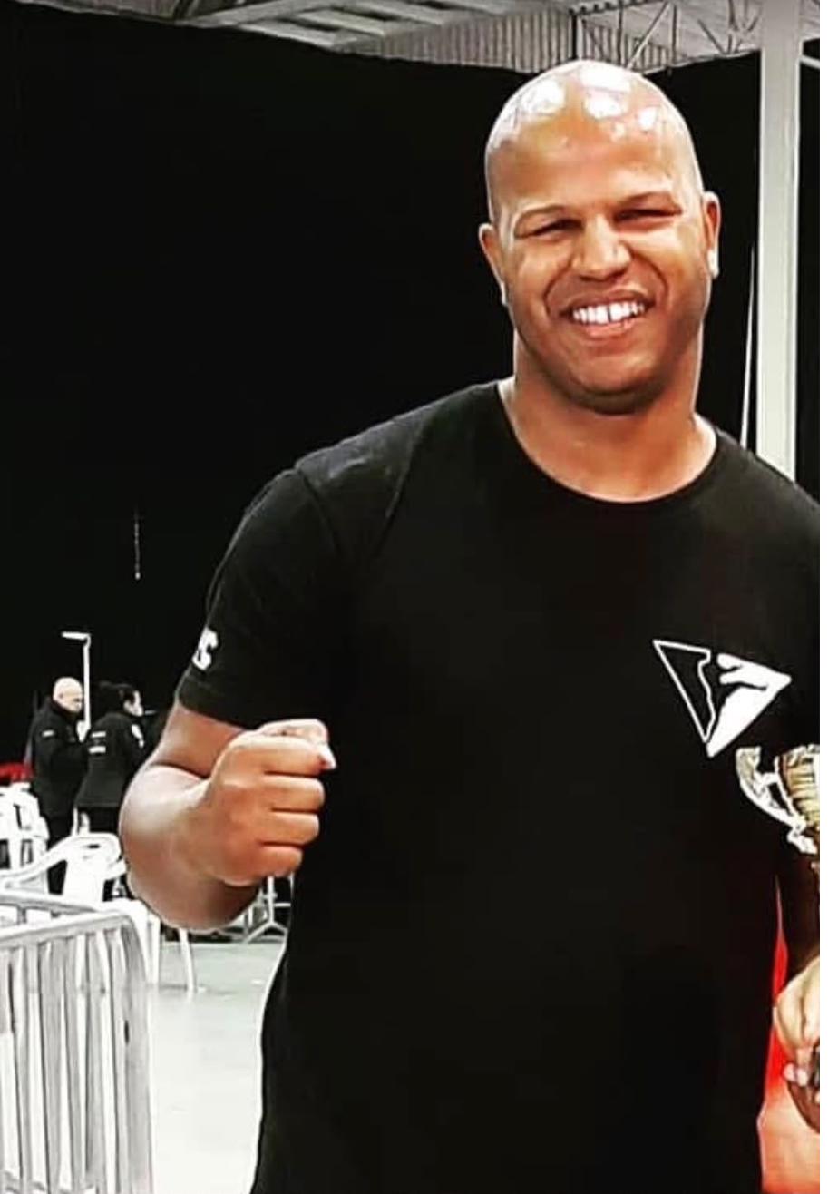 Duba Barradas, treinador principal no Cascais Fight Center
